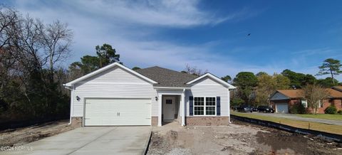 Single Family Residence in New Bern NC 1912 Caracara Drive.jpg