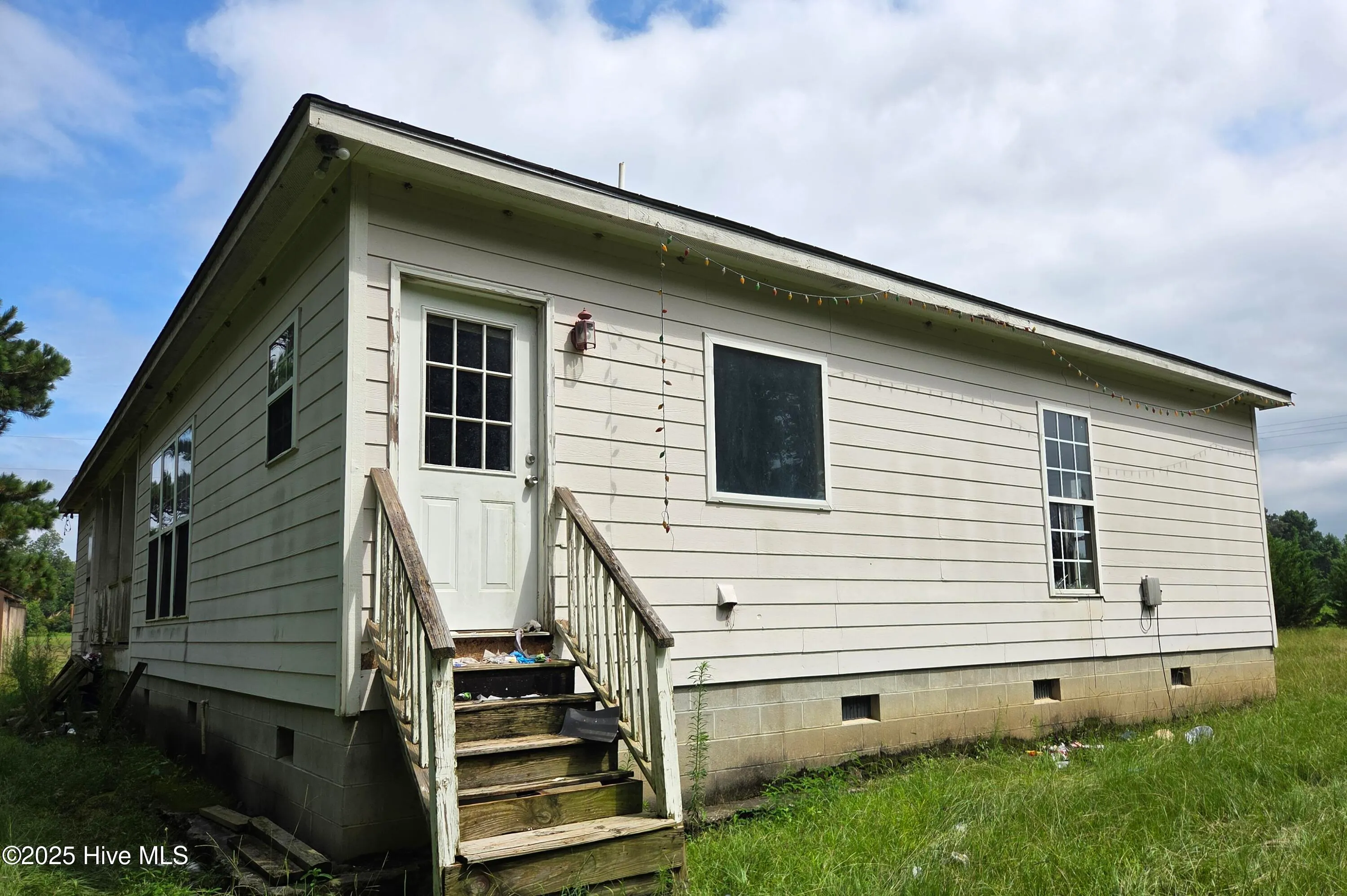 Clarkton, North Carolina 28433, United States, 3 Bedrooms Bedrooms, ,2 BathroomsBathrooms,Residential,Active,195905