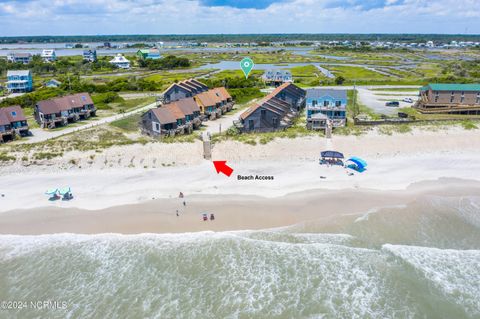 A home in North Topsail Beach