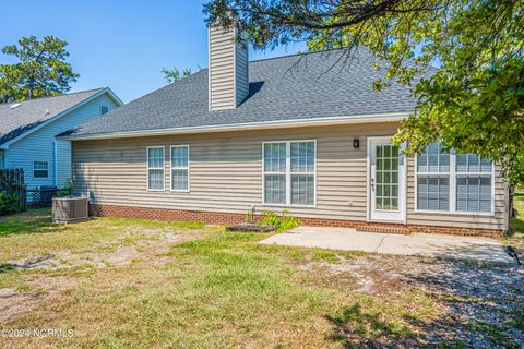 Single Family Residence in Aberdeen NC 205 Kinloch Way 42.jpg