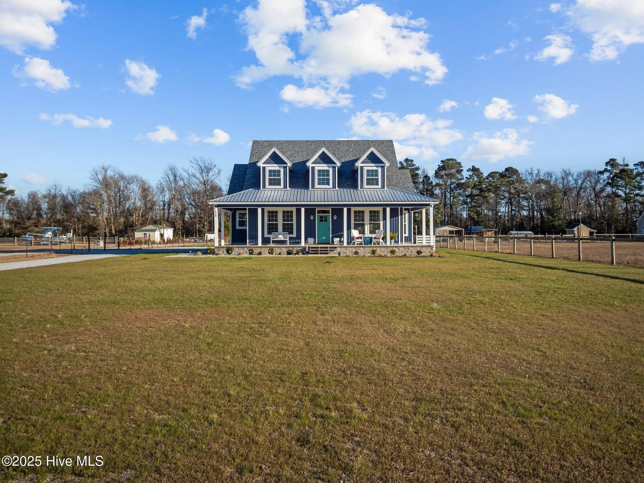 Peletier, North Carolina 28584, United States, 3 Bedrooms Bedrooms, ,4 BathroomsBathrooms,Residential,Pending,16878