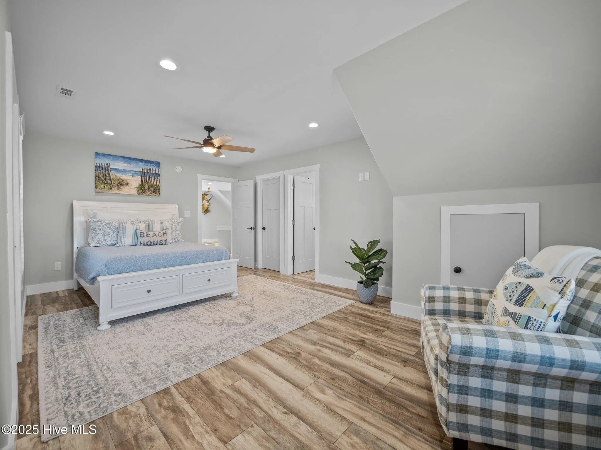 Peletier, North Carolina 28584, United States, 3 Bedrooms Bedrooms, ,4 BathroomsBathrooms,Residential,Pending,16878