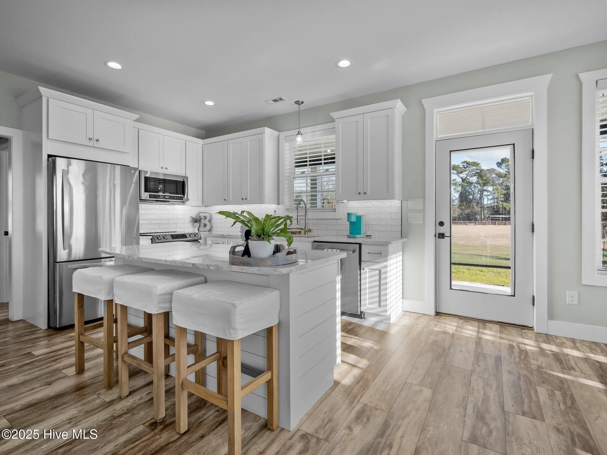 Peletier, North Carolina 28584, United States, 3 Bedrooms Bedrooms, ,4 BathroomsBathrooms,Residential,Pending,16878