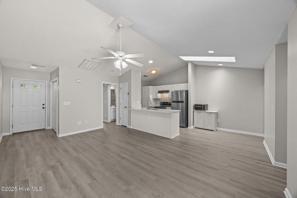 Photo of 3817 Elizabeth Avenue, New Bern, NC 28562 (MLS # 100535332)