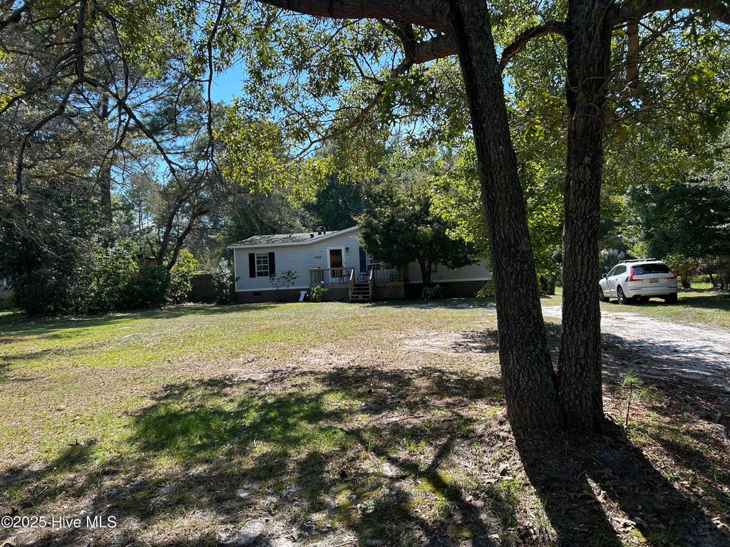 Photo of 3529 Blue Banks Loop Road NE, Leland, NC 28451 (MLS # 100533722)