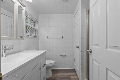 Tiny photo for 1253 E Davis Road, Jacksonville, NC 28546 (MLS # 100538481)