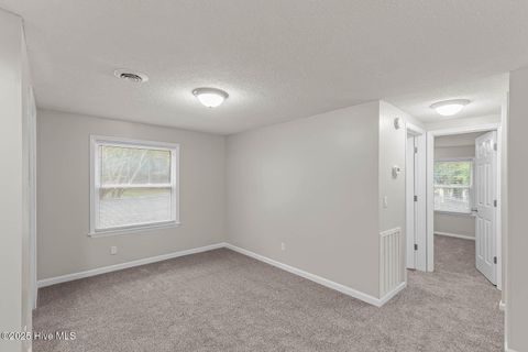 Tiny photo for 1253 E Davis Road, Jacksonville, NC 28546 (MLS # 100538481)