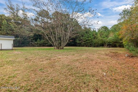 Tiny photo for 1253 E Davis Road, Jacksonville, NC 28546 (MLS # 100538481)