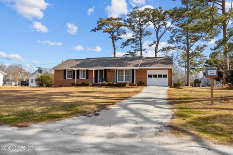 A home in Cape Carteret