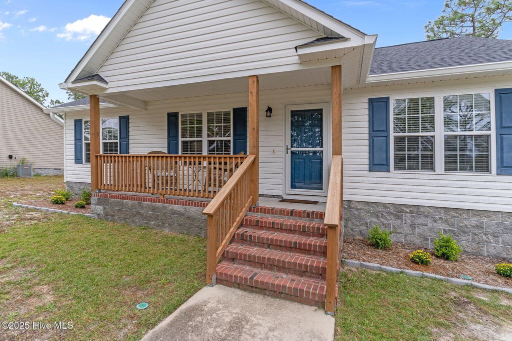 Photo of 191 Crystal Road, Southport, NC 28461 (MLS # 100536504)