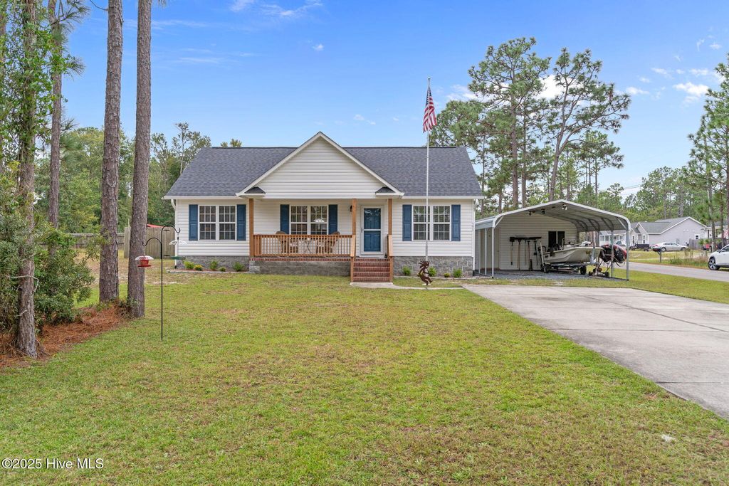 Photo of 191 Crystal Road, Southport, NC 28461 (MLS # 100536504)