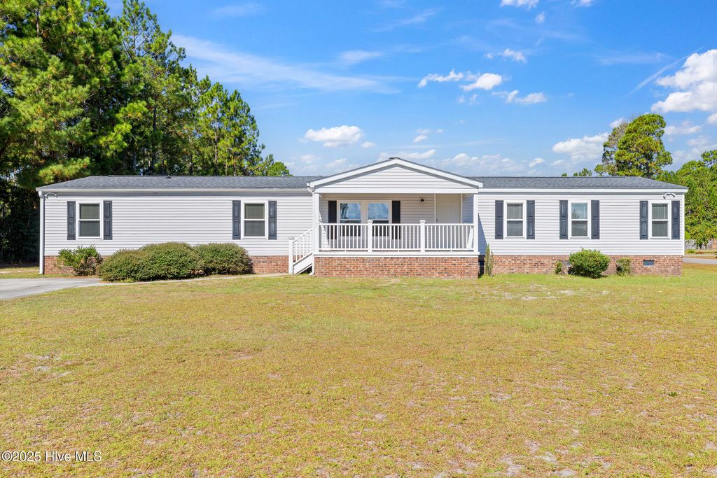 Photo of 232 Hearthside Drive, Rocky Point, NC 28457 (MLS # 100532917)