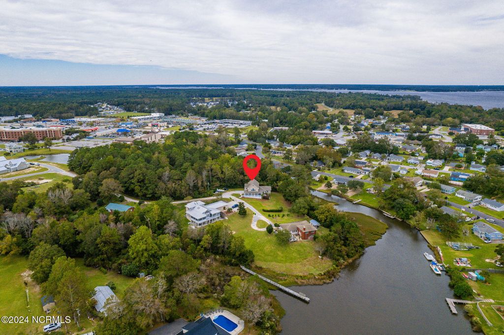 Photo of 499 Ward Road, Swansboro, NC 28584 (MLS # 100536264)