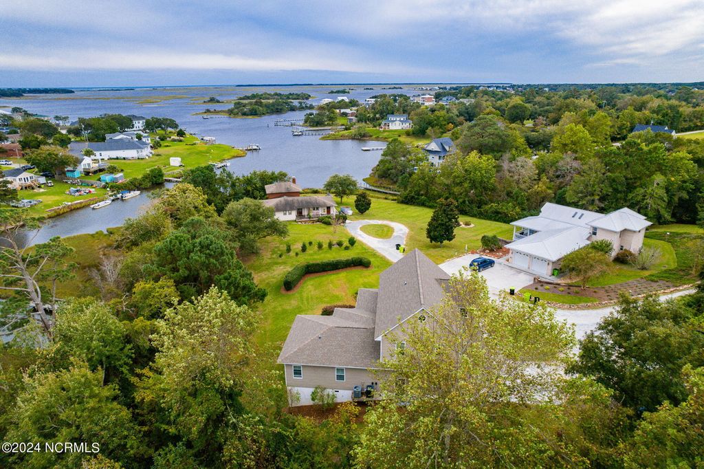 Photo of 499 Ward Road, Swansboro, NC 28584 (MLS # 100536264)
