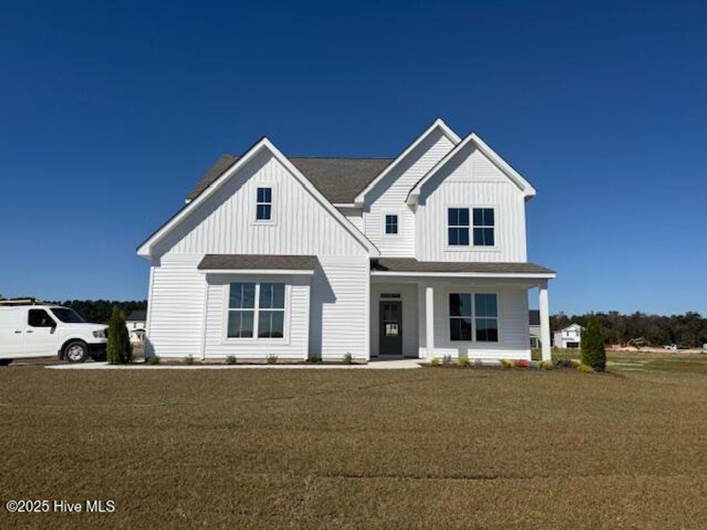 Photo of 100 Poppy Place, Hubert, NC 28539 (MLS # 100510089)