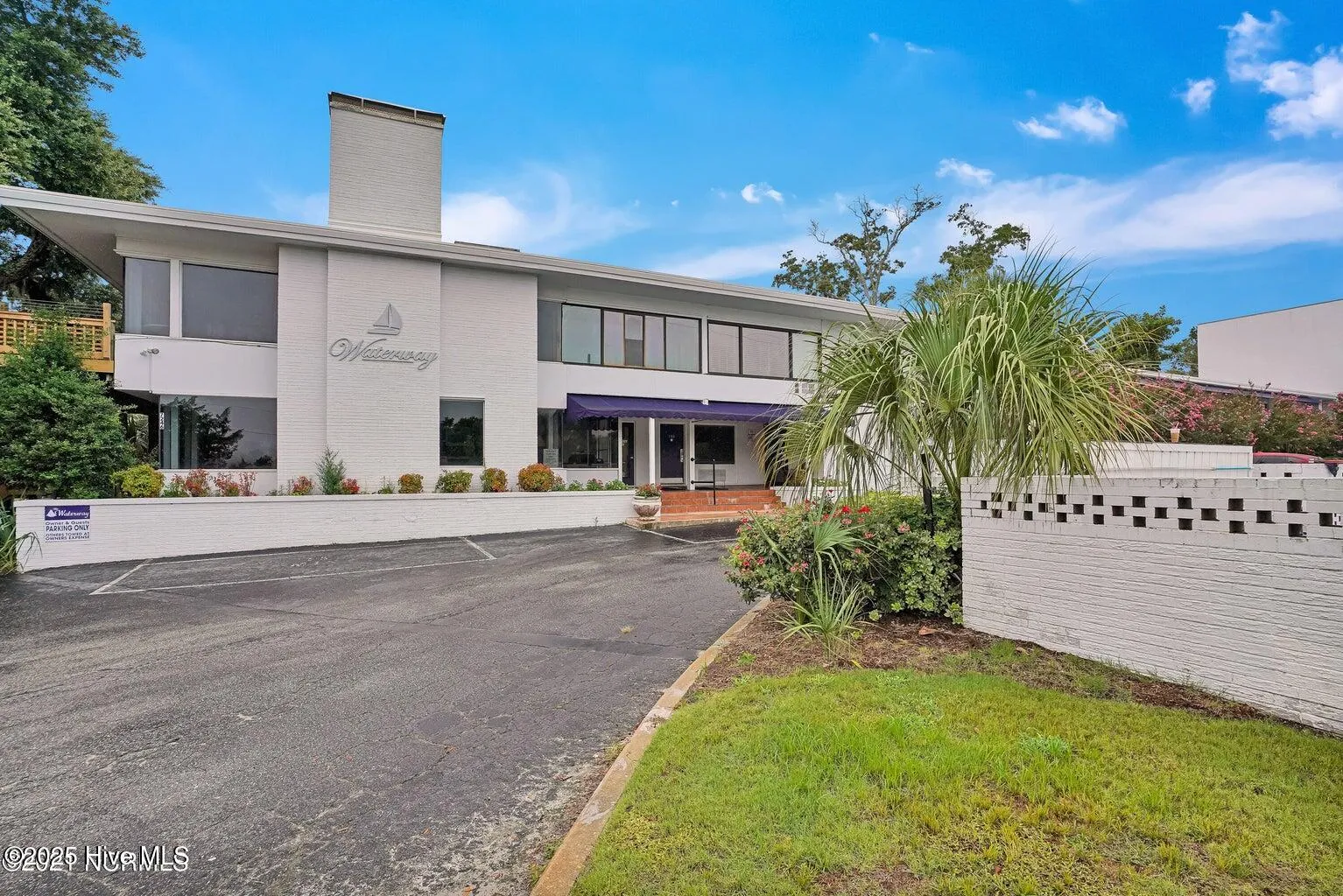 Wilmington, North Carolina 28403, United States, 1 Bedroom Bedrooms, ,1 BathroomBathrooms,Residential,Pending,109850