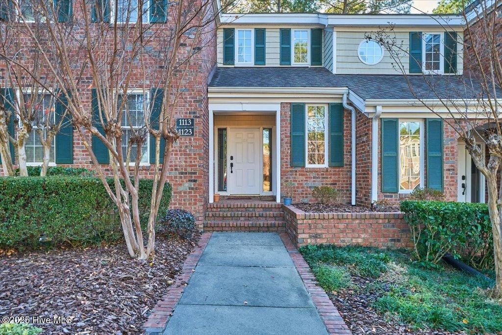 Photo of 1123 Sandmoore Drive, Southern Pines, NC 28387 (MLS # 100543066)