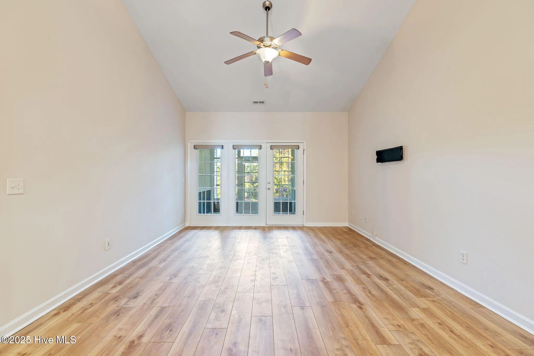 Wilmington, North Carolina 28412, United States, 2 Bedrooms Bedrooms, ,2 BathroomsBathrooms,Residential,Active,246075