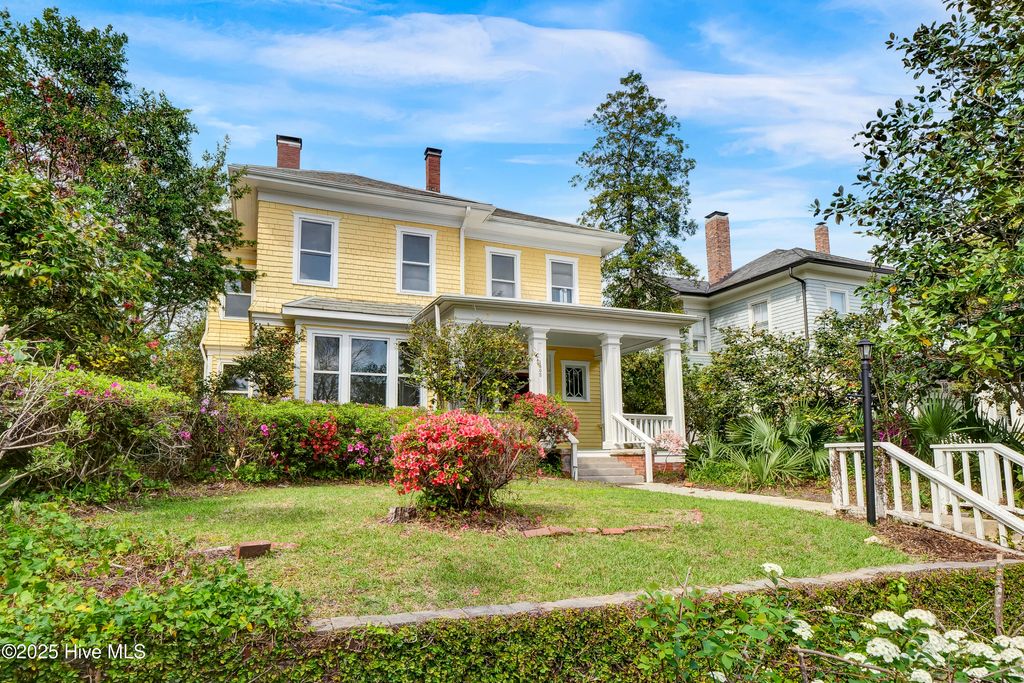 Photo of 1805 Princess Street, Wilmington, NC 28405 (MLS # 100501826)