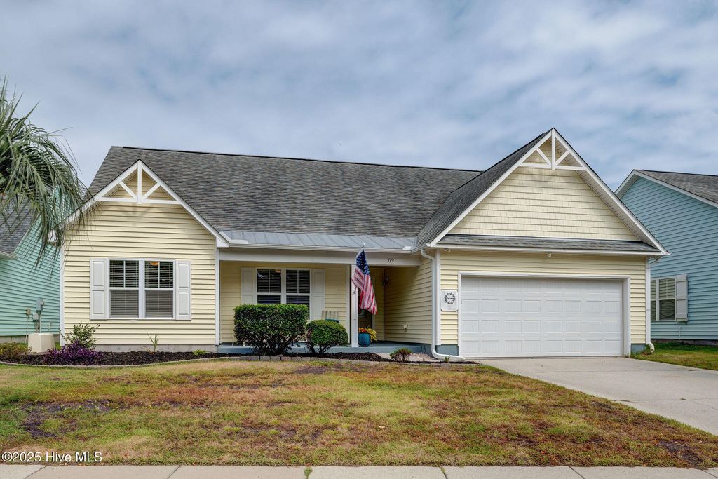 Photo of 719 Saint Vincent Drive, Wilmington, NC 28412 (MLS # 100529806)