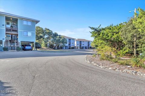 A home in Oak Island