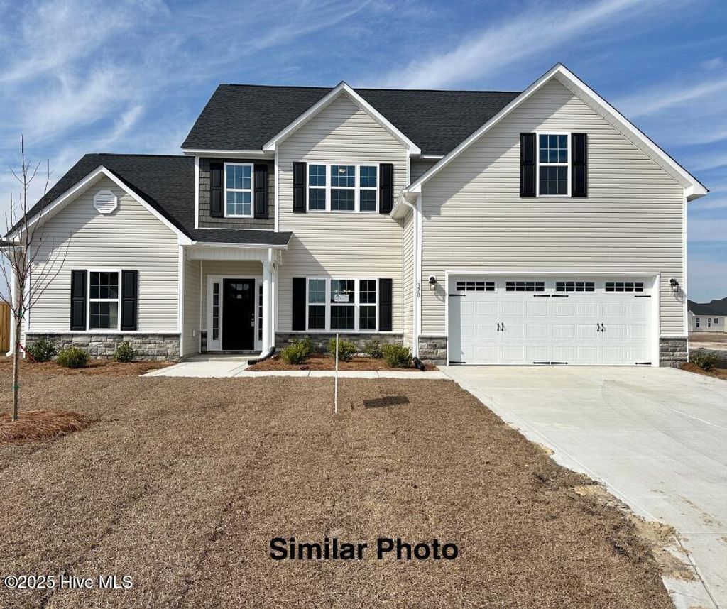 Photo of 625 Blue Falcon Court, Jacksonville, NC 28546 (MLS # 100505466)