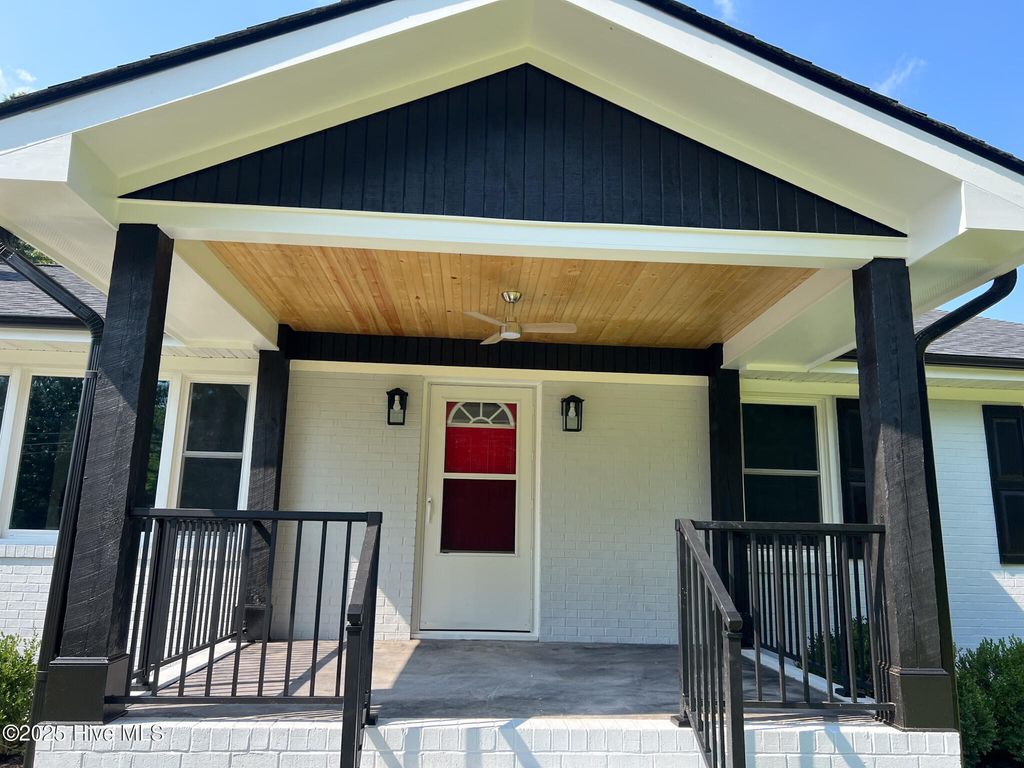 Photo of 107 E New Hope Road, Goldsboro, NC 27534 (MLS # 100521048)