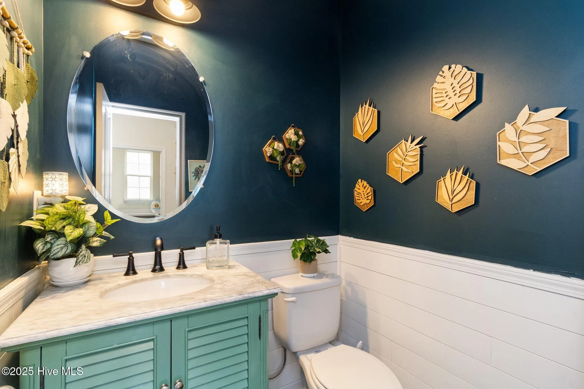 Moyock, North Carolina 27958, United States, 5 Bedrooms Bedrooms, ,4 BathroomsBathrooms,Residential,Active,143004