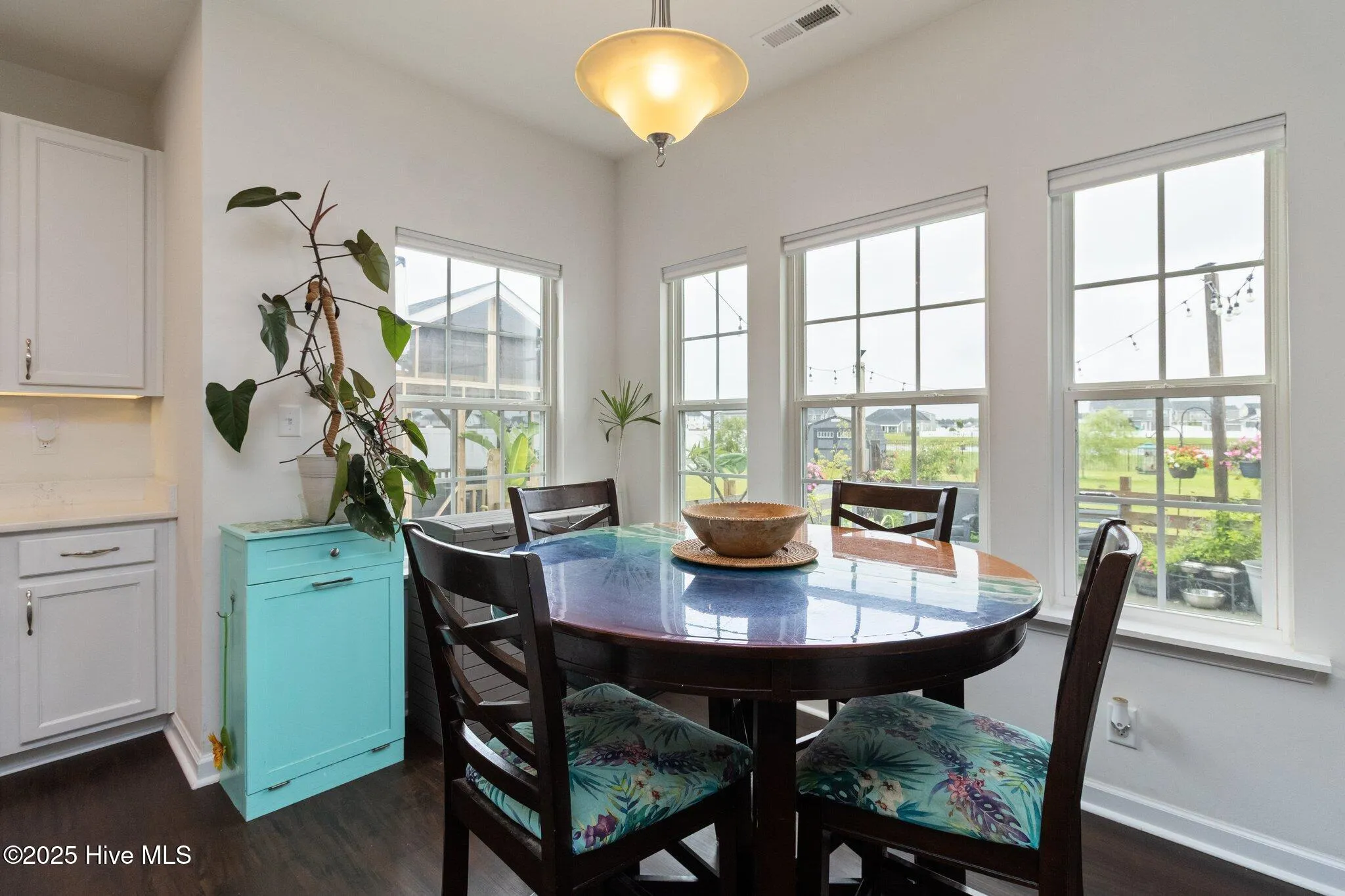 Moyock, North Carolina 27958, United States, 5 Bedrooms Bedrooms, ,4 BathroomsBathrooms,Residential,Active,143004