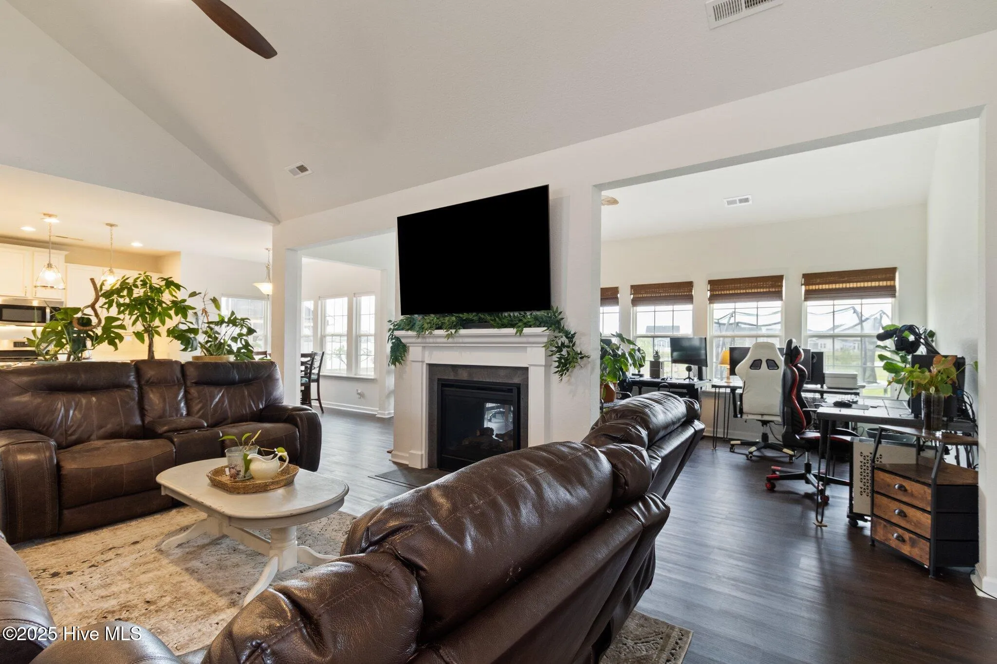 Moyock, North Carolina 27958, United States, 5 Bedrooms Bedrooms, ,4 BathroomsBathrooms,Residential,Active,143004