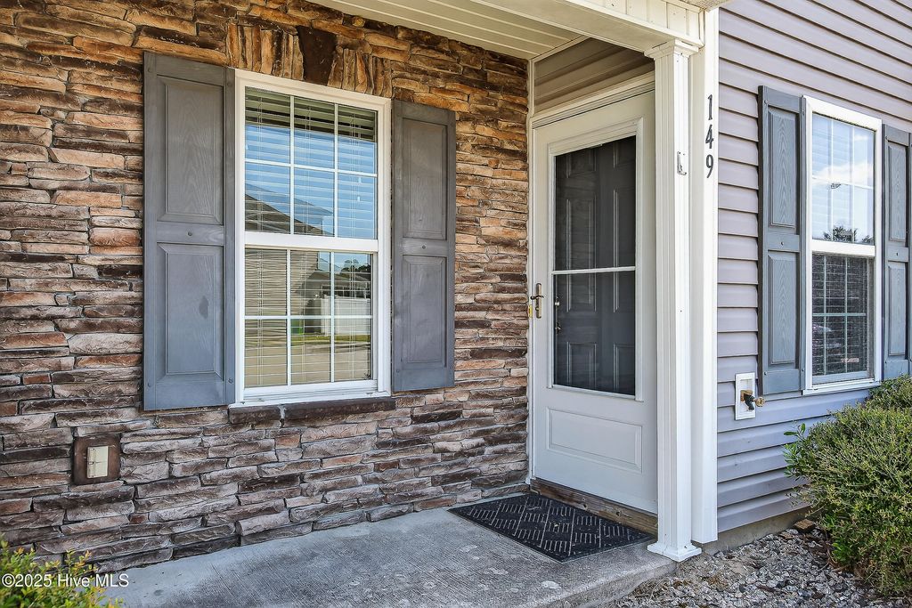 Photo of 149 Glen Cannon Drive, Jacksonville, NC 28546 (MLS # 100531734)