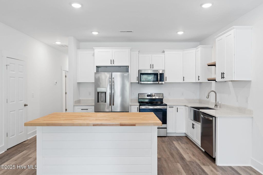 Photo of 196 Wildwood Street NW, Shallotte, NC 28470 (MLS # 100539089)