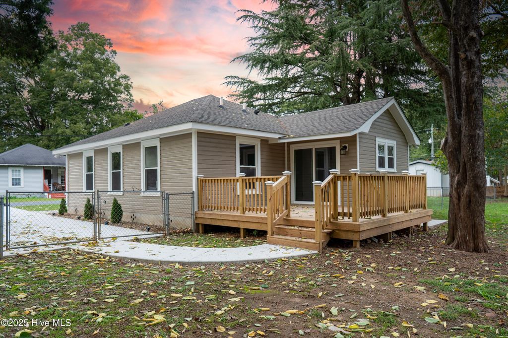 Photo of 101 Sixth Street, Cordova, NC 28330 (MLS # 100537204)