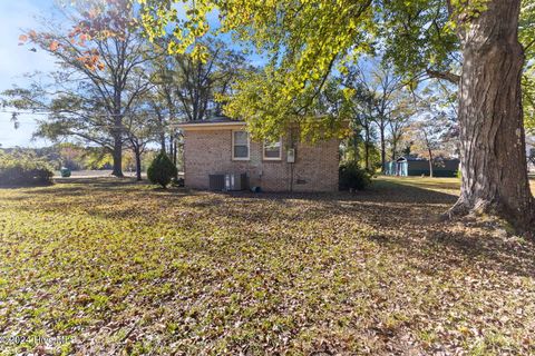 A home in Clarkton