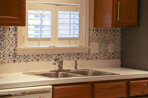 Tiny photo for 9402 Short Putt Court, Wilmington, NC 28412 (MLS # 100542356)