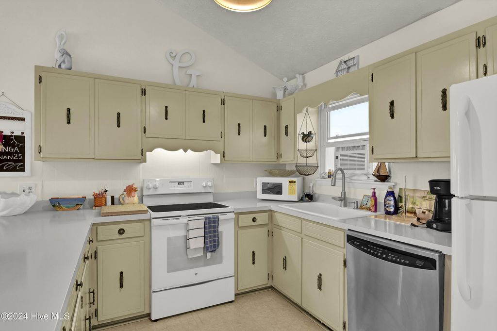 Photo of 25 Newport Street, Ocean Isle Beach, NC 28469 (MLS # 100512671)