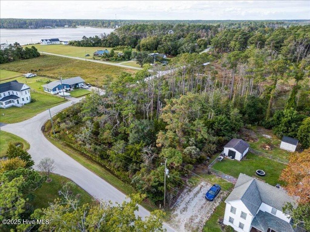 Photo of 247 Polly Hill Road, Marshallberg, NC 28553 (MLS # 100535979)