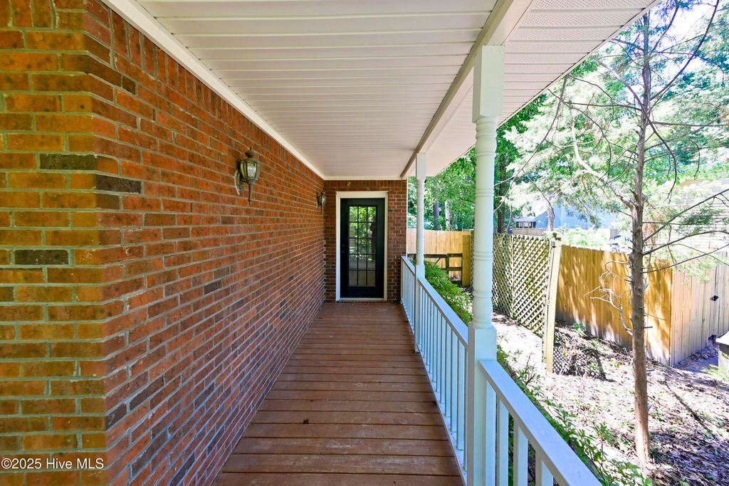 Photo of 159 Dockside Drive, Jacksonville, NC 28546 (MLS # 100523748)