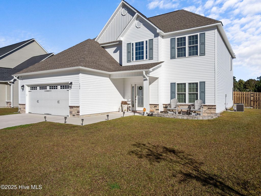 Photo of 104 Tundra Trail, Swansboro, NC 28584 (MLS # 100539073)