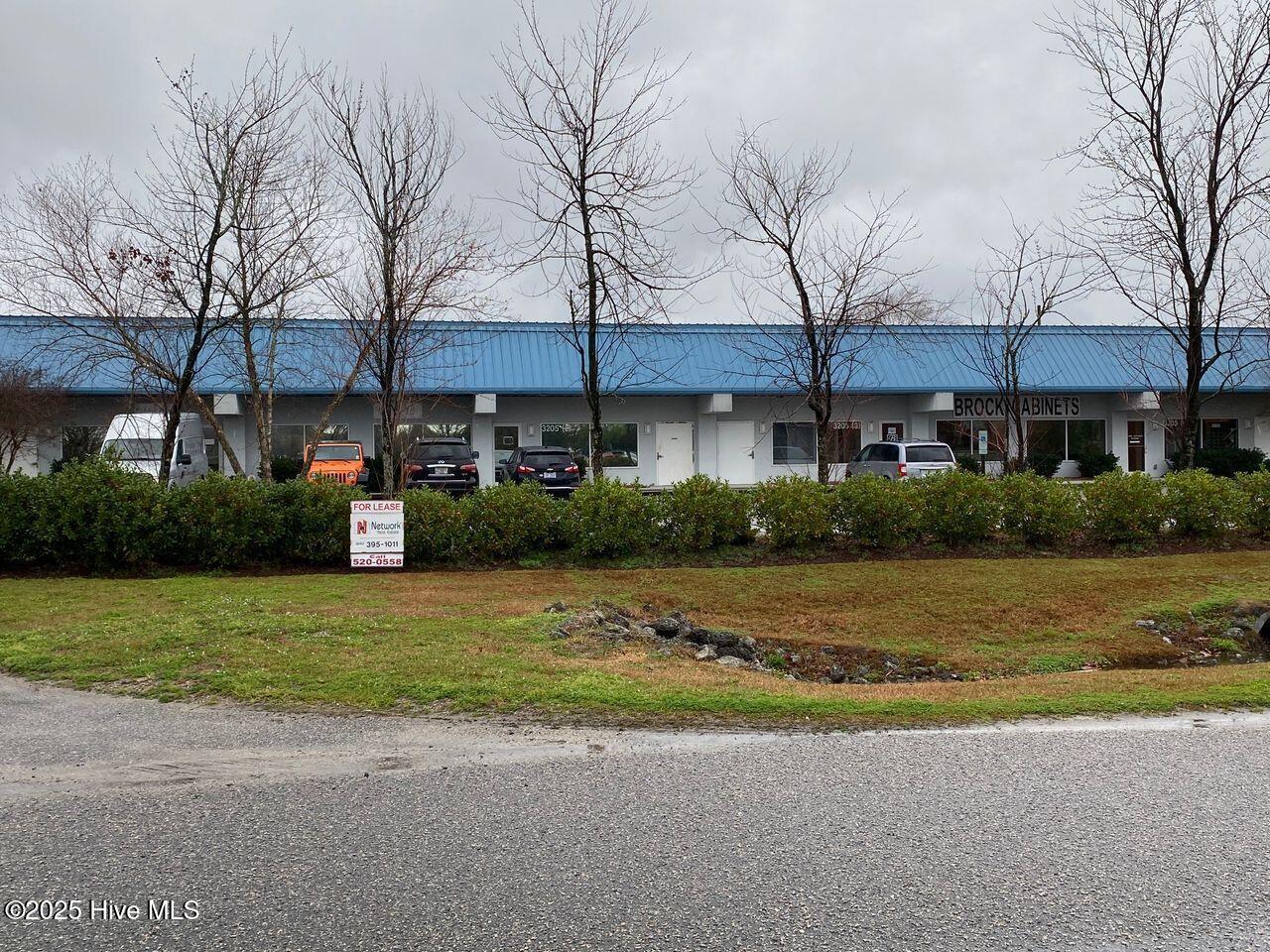 3205 Kitty Hawk Road