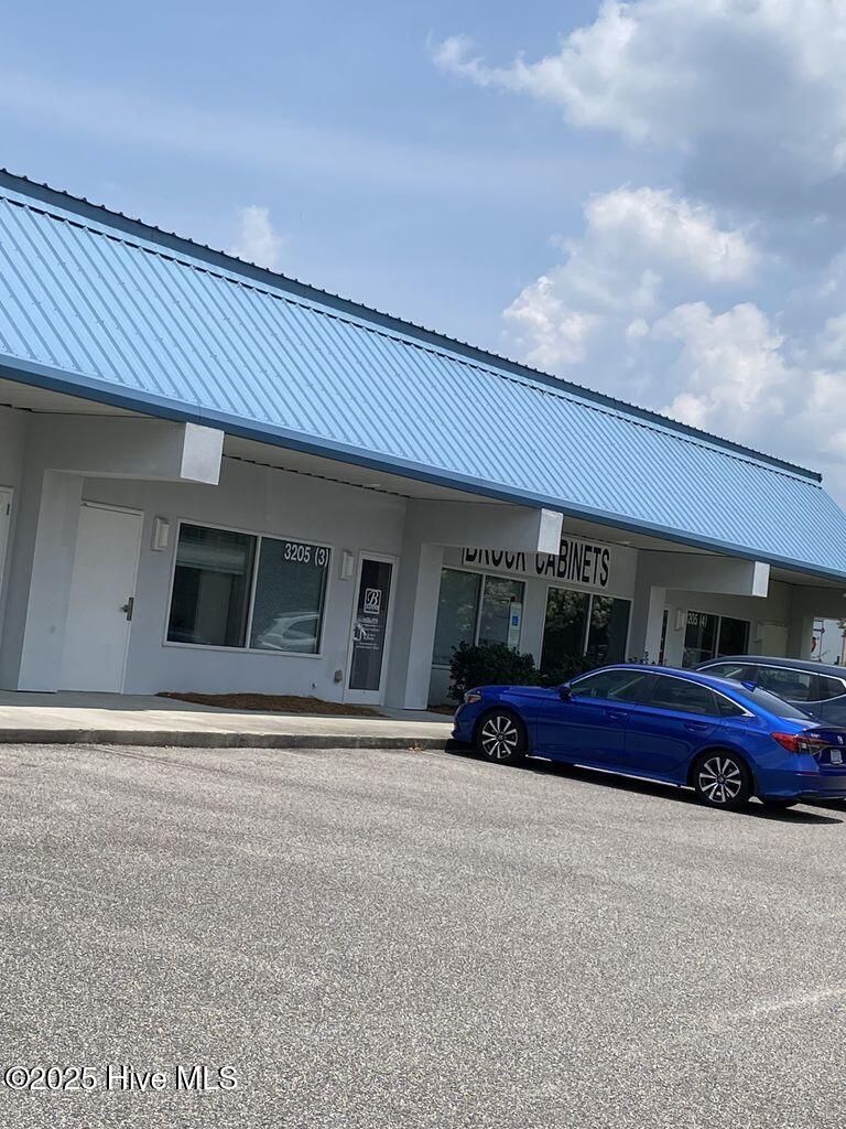 3205 Kitty Hawk Road