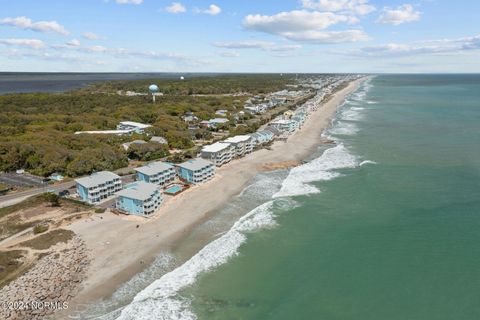 A home in Kure Beach