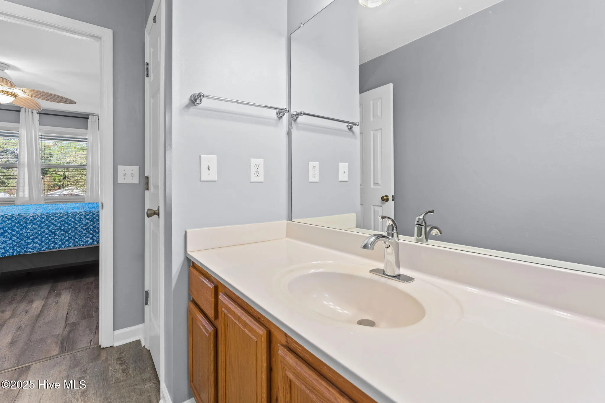 Oak Island, North Carolina 28465, United States, 3 Bedrooms Bedrooms, ,2 BathroomsBathrooms,Residential,Pending,217061