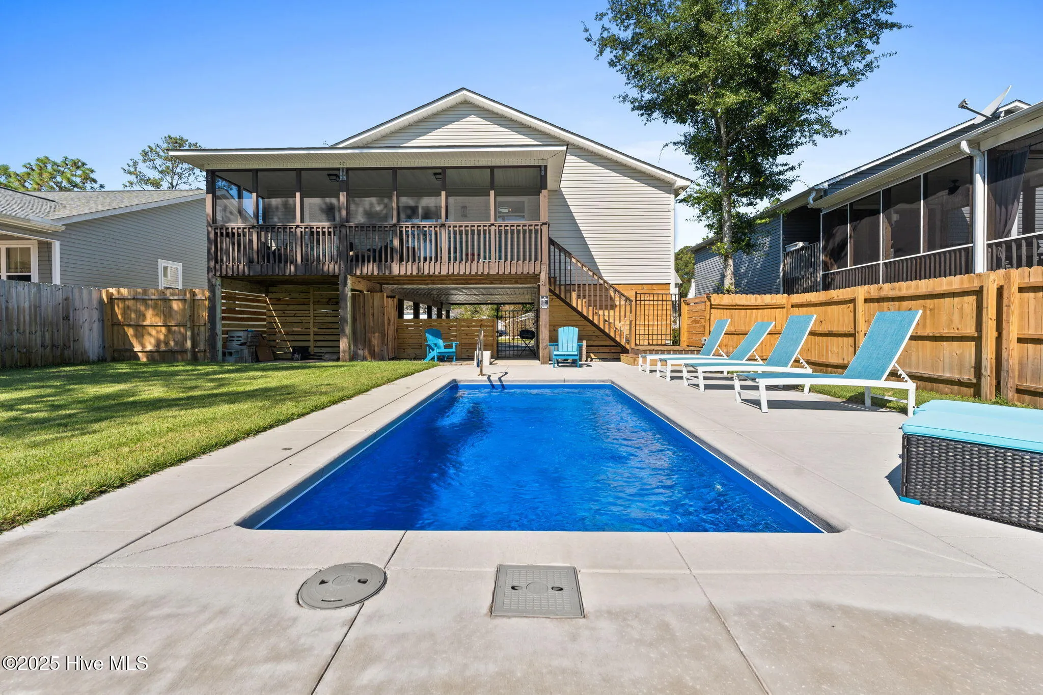 Oak Island, North Carolina 28465, United States, 3 Bedrooms Bedrooms, ,2 BathroomsBathrooms,Residential,Pending,217061