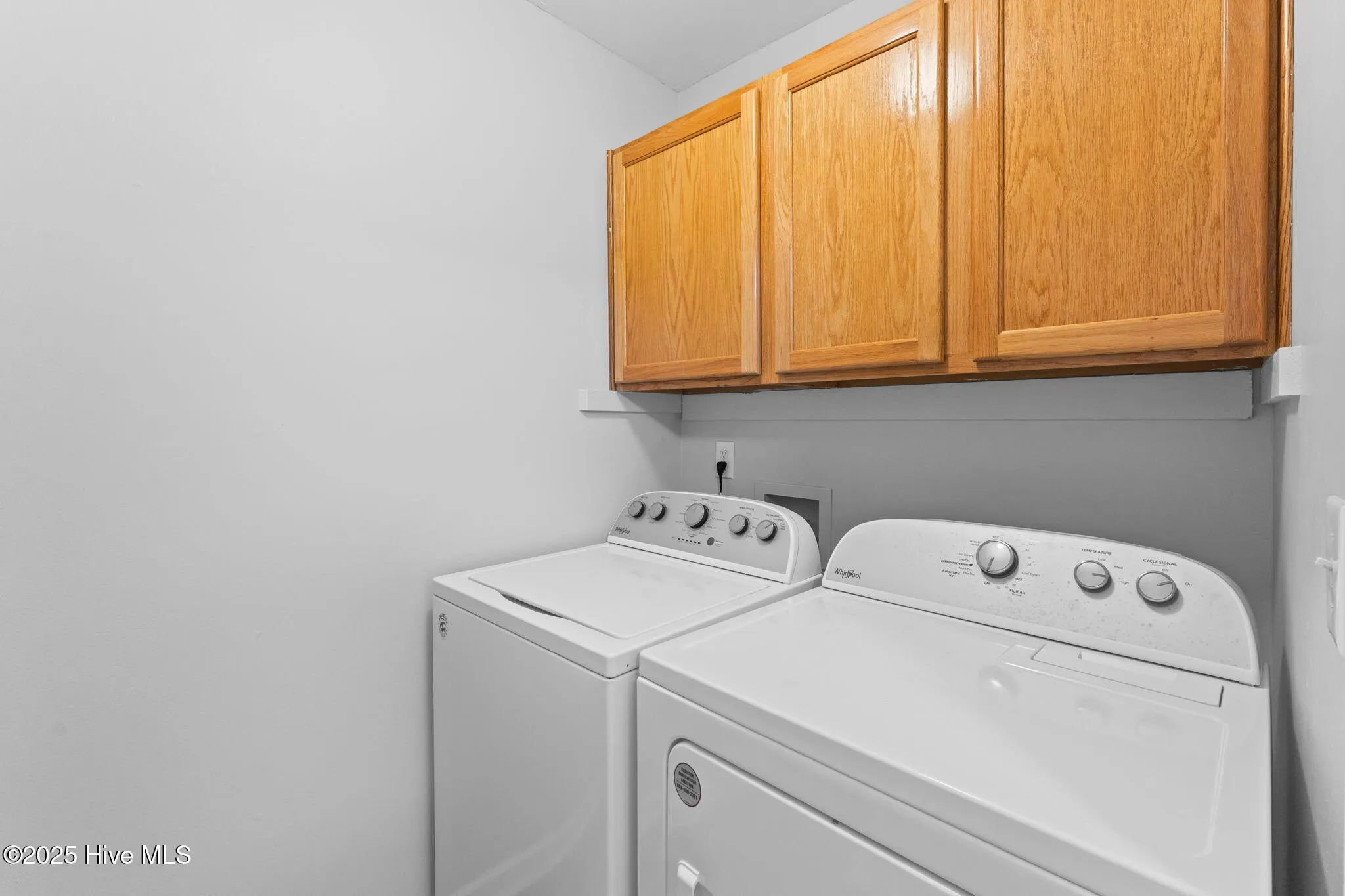 Oak Island, North Carolina 28465, United States, 3 Bedrooms Bedrooms, ,2 BathroomsBathrooms,Residential,Pending,217061