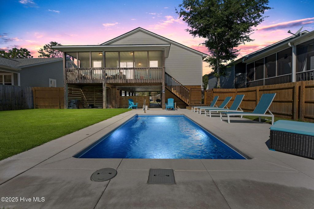 Photo of 218 NE 51st Street, Oak Island, NC 28465 (MLS # 100532461)