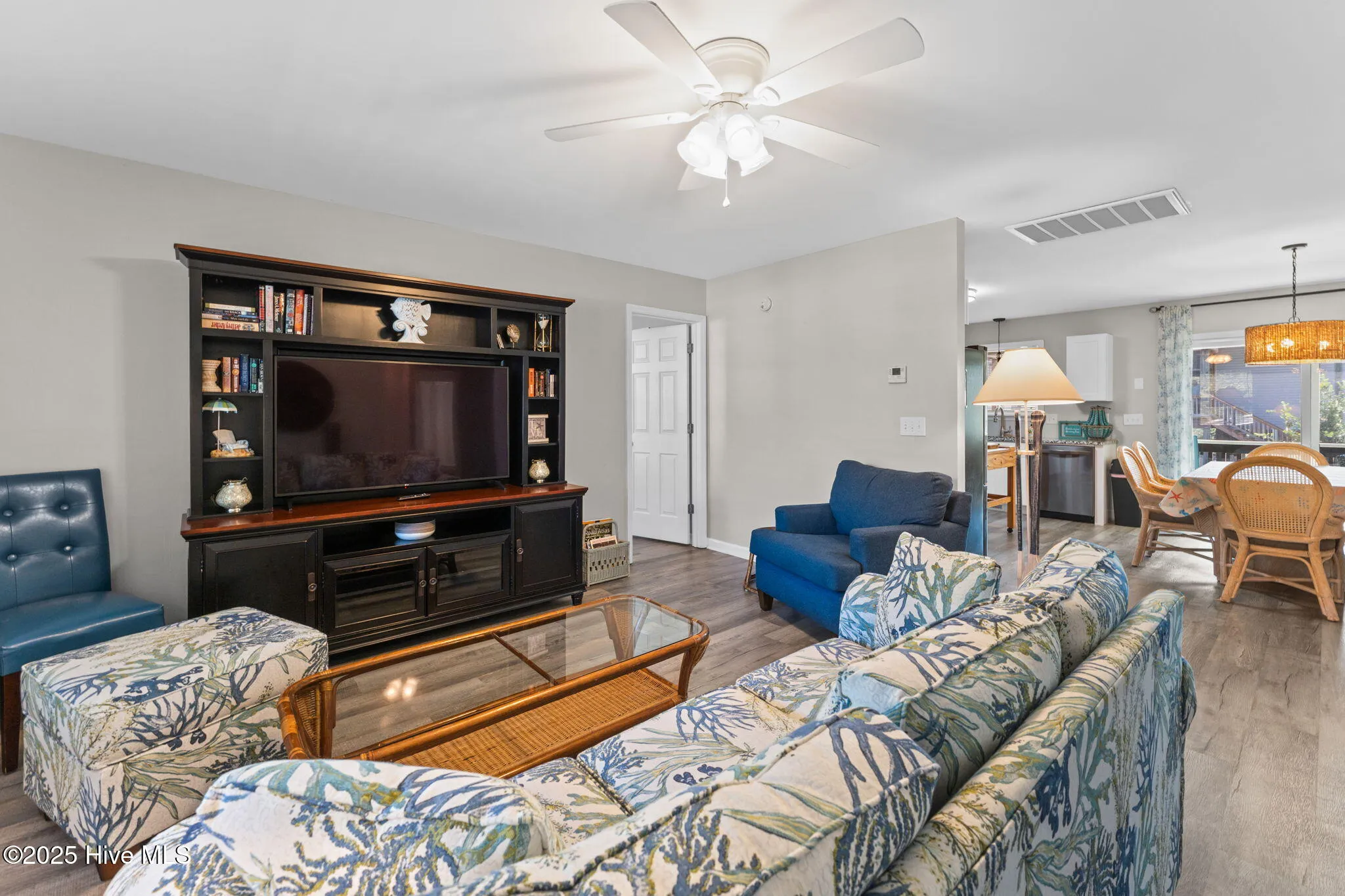 Oak Island, North Carolina 28465, United States, 3 Bedrooms Bedrooms, ,2 BathroomsBathrooms,Residential,Pending,217061