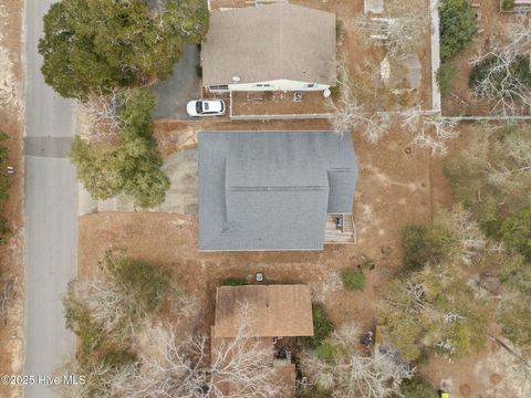 A home in Oak Island