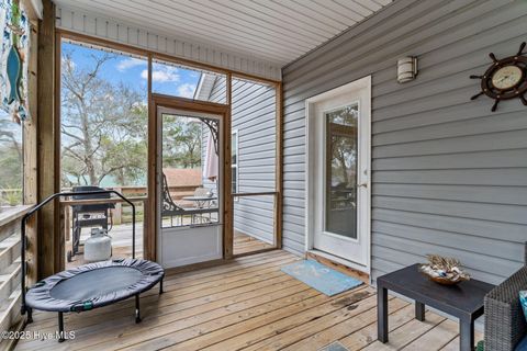 A home in Oak Island