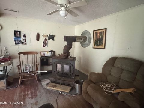 Tiny photo for 75 Pennsylvania Avenue, Rocky Point, NC 28457 (MLS # 100534735)